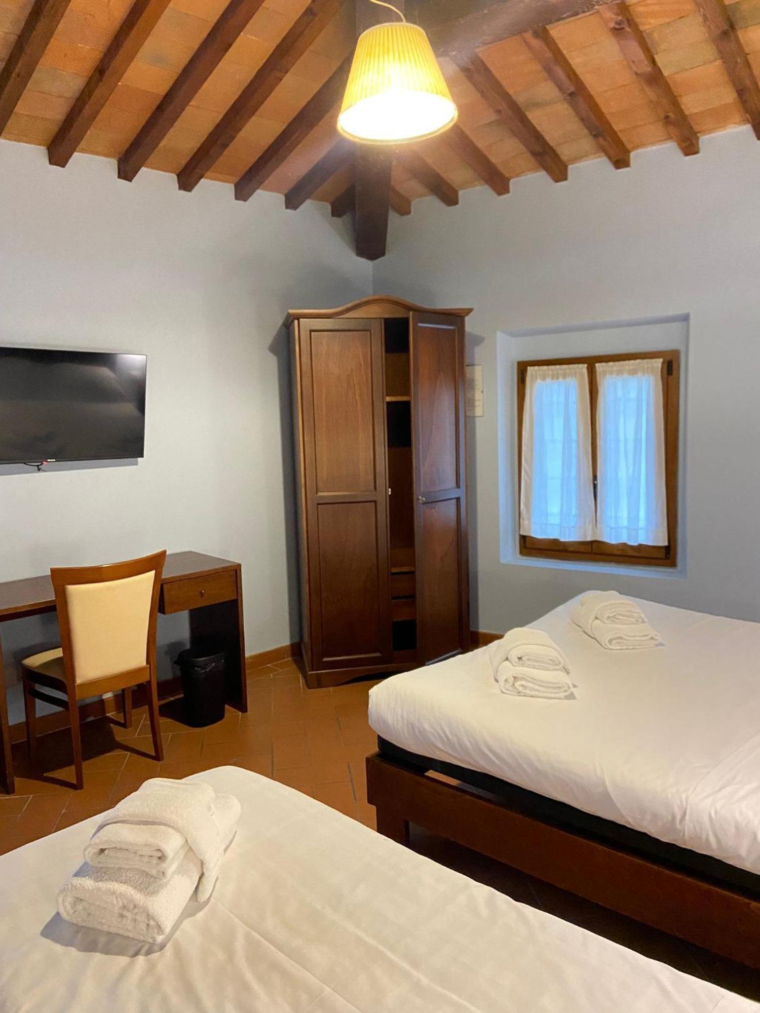 Bed and Breakfast Casale Dei Cento Acri Florencia Exterior foto